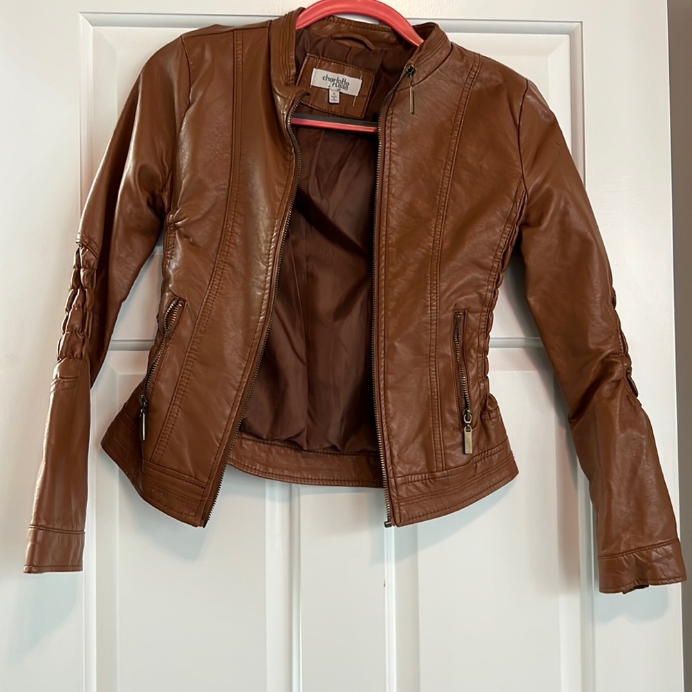Women’s leather jacket